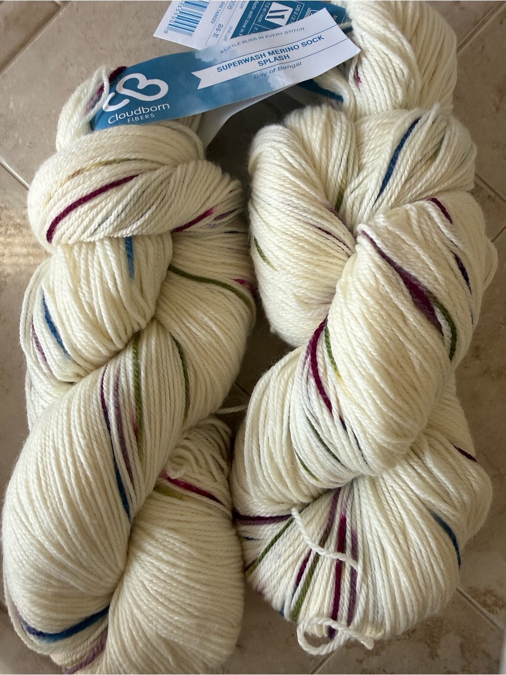 Cloudborn Fibers Superwash Merino Sock Yarn Splash Bay of Bengal - Picture 4 of 5